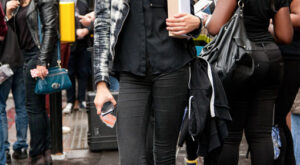 Cazadora biker: manual de uso según las modelos