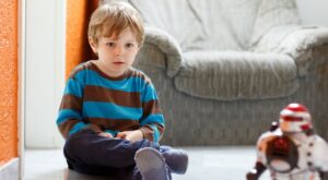 5 juguetes educativos para que tu hijo empiece a programar