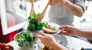 3 errores que pueden estar ralentizando tu metabolismo y cómo evitarlos