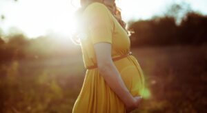 ¿Cómo son los cambios en el flujo durante el embarazo?