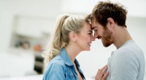 Claves para mantener a un hombre Capricornio a tu lado