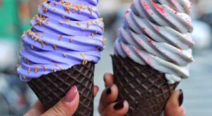 ¡No te creerás de qué están hechos los postres morados que inundan Instagram!