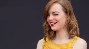 Famosas con el pelo liso o rizado. ¿Con cuál te quedas?