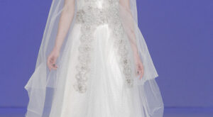 Delicada y etérea, así es la novia de M&M