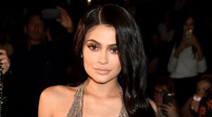 ¿Son las sombras de ojos de Kylie Jenner tóxicas?