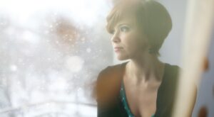 Enfermedades con rostro de mujer: cuáles nos afectan más