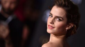 Emma Watson responde: «No entiendo qué tiene que ver mi pecho con el feminismo»