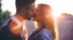 8 razones por las que besar a alguien todos los días