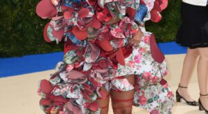 Rihanna y su oda a las flores, peor look de la semana