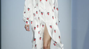 Juan Vidal – Mercedes Benz Fashion Week Madrid P/V 2015