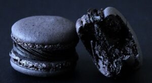 ¿Por qué ahora todos los postres son negros? ¡Estás comiendo carbón!