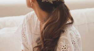 Ideas de peinados que son tendencia para invitadas a una boda de verano