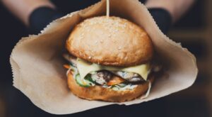 ¿Pagarías más de 2.000 euros por comerte la hamburguesa más cara del mundo?