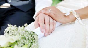 Manual para despistados: 6 consejos para saber elegir tus alianzas de boda