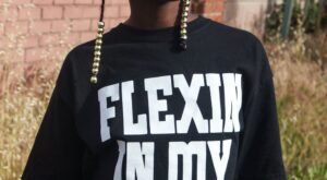 Con tan solo 10 años esta niña crea una marca de moda contra el racismo