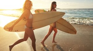 Beneficios del surf: el deporte adictivo que te hará feliz