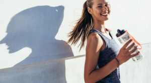 Cómo bajar la barriga sin perder la cabeza: 8 consejos para conseguir un vientre plano