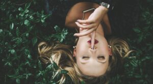 [VÍDEO] Así se defiende esta chica de los piropos de un desconocido