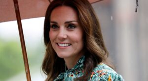 Kate Middleton y su vestido estilo lady, mejor look de la semana