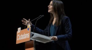 El repulsivo mensaje de esta mujer a Inés Arrimadas indigna las redes