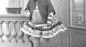 Así es la historia de Qajair, la princesa iraní que ha invadido Facebook