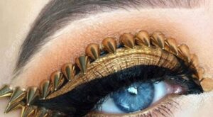 Maquillaje con tachuelas, la tendencia beauty más… ¿roquera?