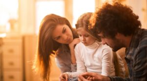 Consejos para educar con palabras, ¡nunca con las manos!