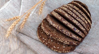Cómo hacer barritas de pan de pipas en sencillos pasos