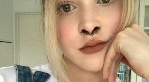 Extensiones de pelo para la nariz, la tendencia viral en la que esperamos no caer