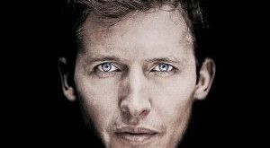 James Blunt ‘aterriza’ con nuevo álbum, «Moon Landing»