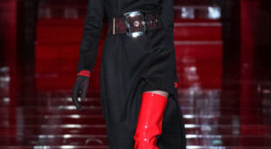 Versace: Milan Fashion Week Otoño-Invierno 2015/16