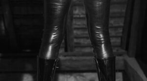 Nichi Hodgson o ¿qué es una dominatrix?