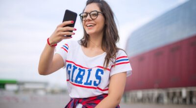 Este móvil hace selfies en modo retrato y está triunfando en Instagram