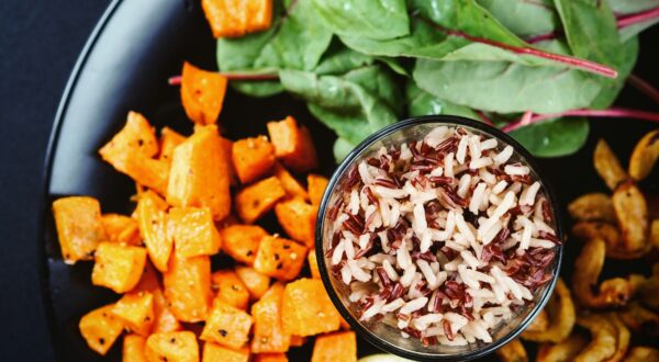 7 alimentos imprescindibles en tu dieta que además te llenarán