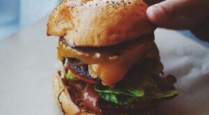 Deléitate con esta sencilla receta de pan de hamburguesa