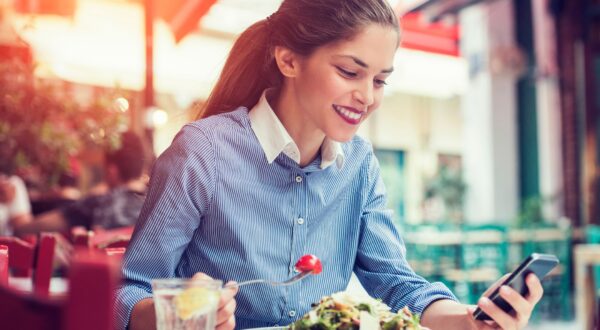 Los 10 mandamientos para seguir la dieta en un restaurante