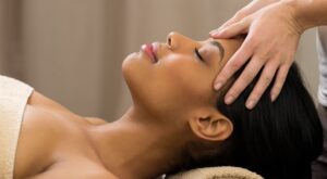 ¿Cómo quitar las arrugas del entrecejo? 5 tips para eliminar las líneas de expresión