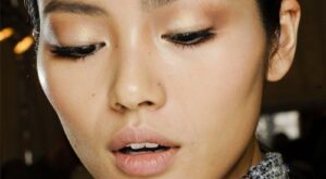 Layering: el ritual de limpieza facial más famoso de las orientales