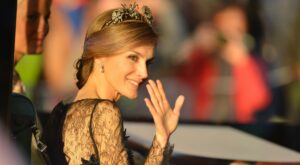 Letizia: 10 años de matrimonio con mucho estilo