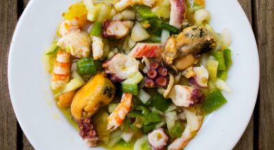 ¿Cómo se cocina el salpicón de marisco? 3 recetas refrescantes