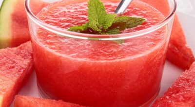 Cómo hacer gazpacho de sandía: la receta más fresquita del verano