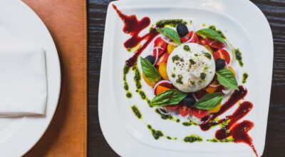 Cómo hacer queso burrata y 5 recetas ligeras para cocinarlo