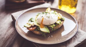 Cómo hacer huevos escalfados paso a paso