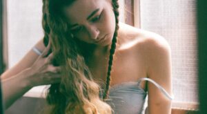 ¿Cómo evitar el pelo encrespado? 16 soluciones para que no se encrespe el pelo