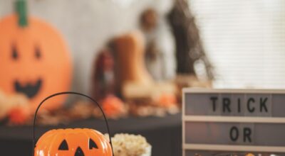 Adornos y dulces imprescindibles para una fiesta de Halloween ¡de miedo!