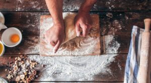 ¡Con las manos en la masa! Receta de pan con castañas y arándanos rojos