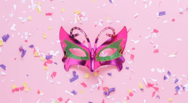 Triunfa en carnaval con estos disfraces originales para parejas