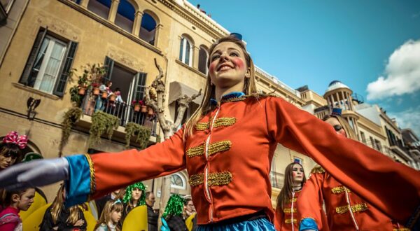 ¡Que empiece la fiesta! Los 10 mejores carnavales de España