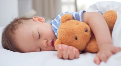Todo lo que necesitas para ayudar a tus hijos a dormir mejor