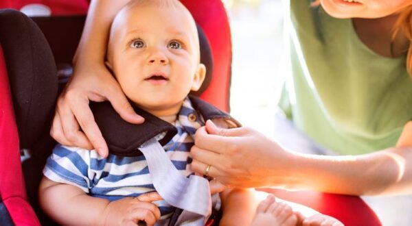 Sillas de coche para bebés: todo lo que debes saber sobre los distintos grupos